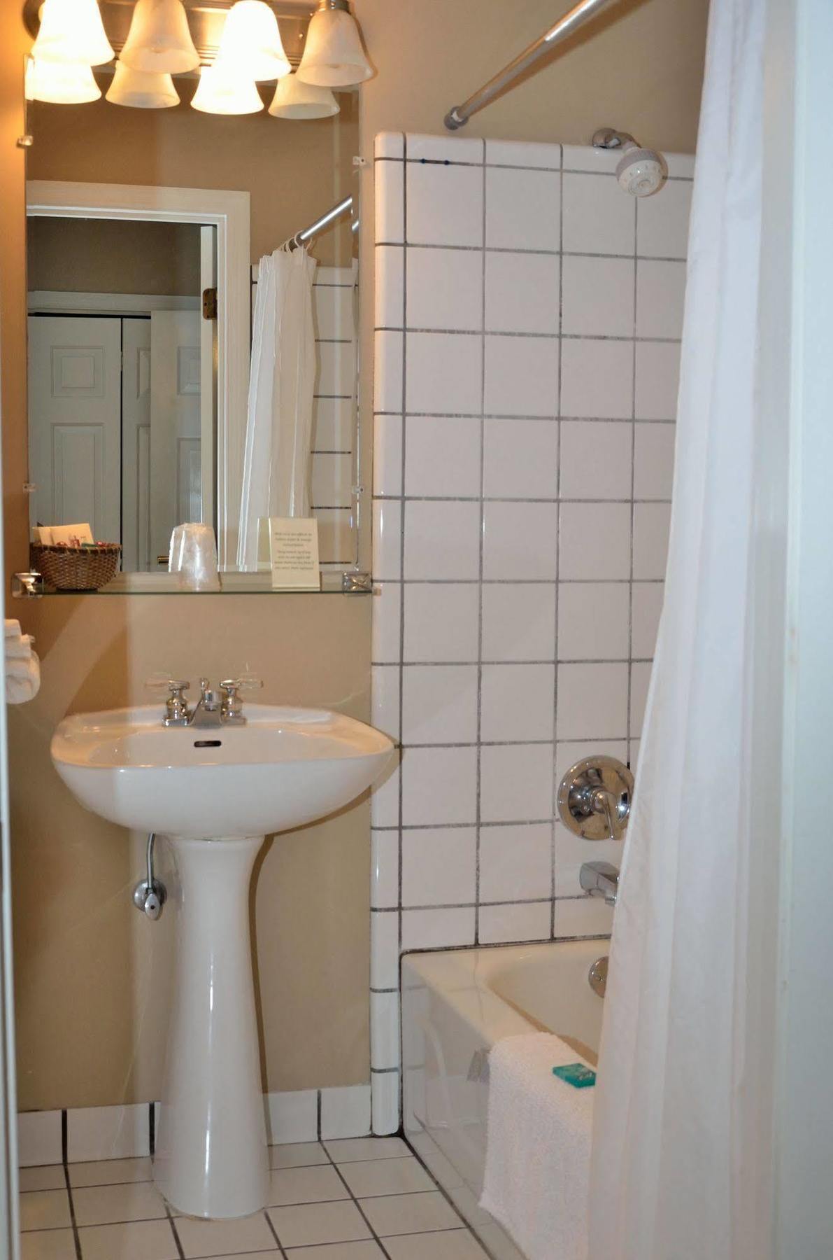 Four Seasons Country Inn 글라스고우 외부 사진
